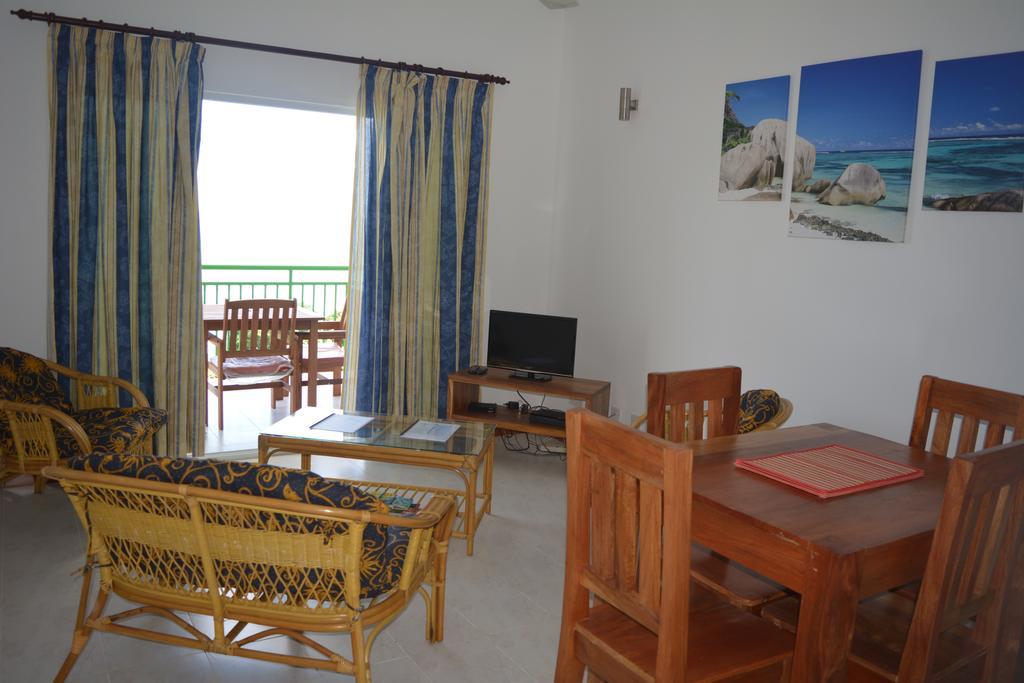Manfiyo Guest House Anse Boileau Eksteriør billede