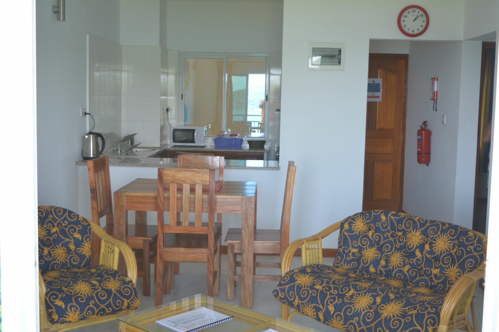 Manfiyo Guest House Anse Boileau Eksteriør billede